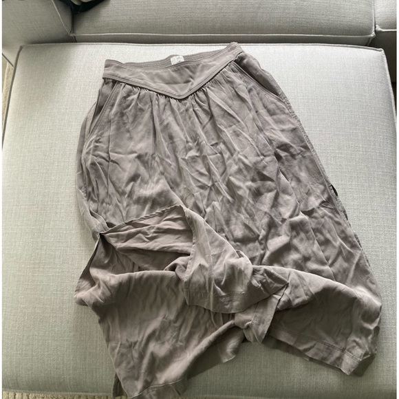 Wilfred Dresses & Skirts - Wilfred grey midi skirt